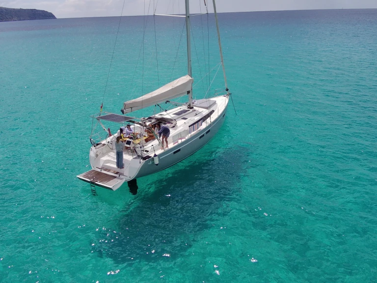 Sailboat rental in Palma de Mallorca - Bavaria Cruiser 46
