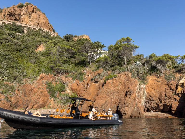 Rent a Narwhal Fast 1100 Mandelieu-la-Napoule