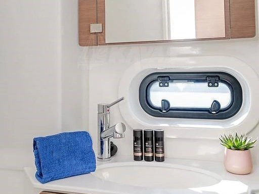 Catamaran for rent Préveza at the best price