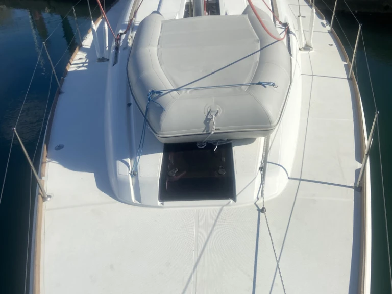 Sailboat rental in Thessaloniki (City) - Jeanneau Sun Odyssey 439