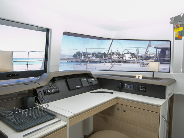 Yacht charter Skiathos cheap Bali 4.1