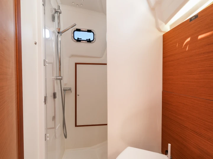 Yacht charter Préveza cheap Sun Odyssey 350