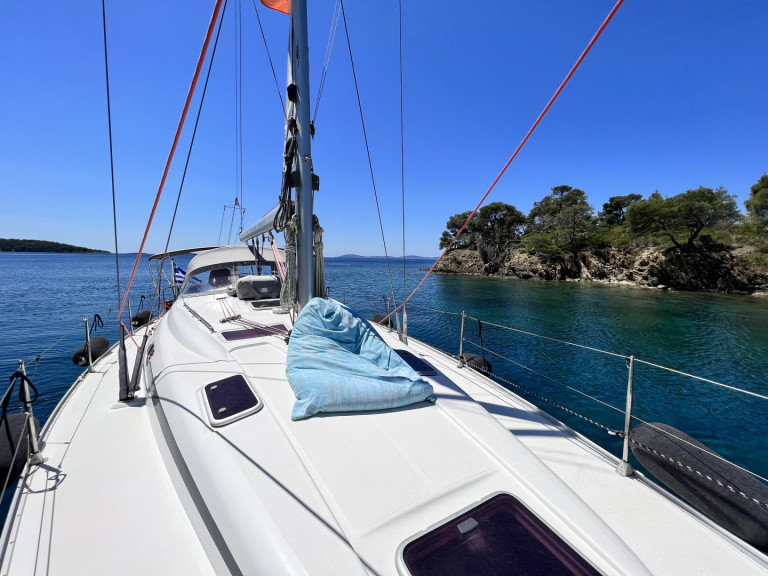 Sailboat for rent Palioúri at the best price