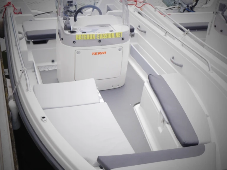 Motorboat rental with or without captain Terhi La Baule-Escoublac