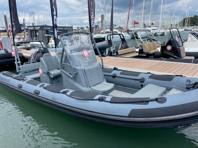 Rent a Highfield Patrol 660 La Trinité-sur-Mer