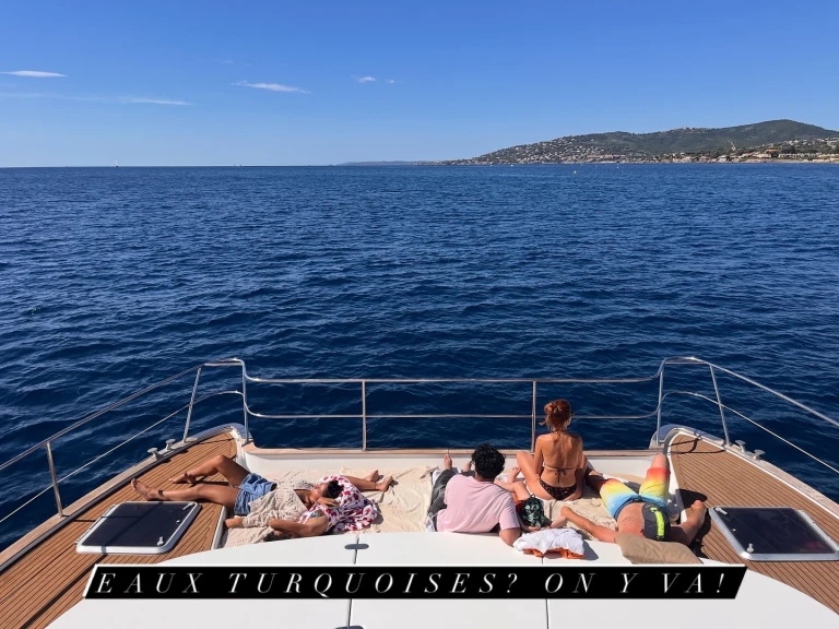Catamaran rental with or without captain Fountaine Pajot Golfe-Juan