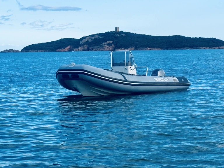 Yacht charter Pinarellu cheap Tempest 625 work