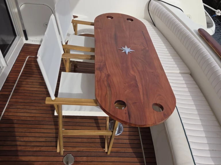 Boat rental Jeanneau Prestige 36 Fly in Toulon on Samboat