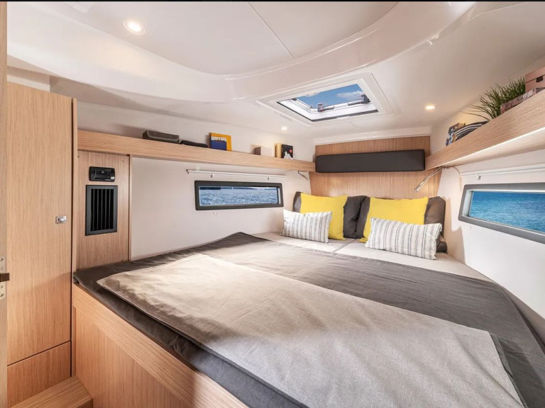 Bareboat Rental Sailboat Bavaria with a boat licence