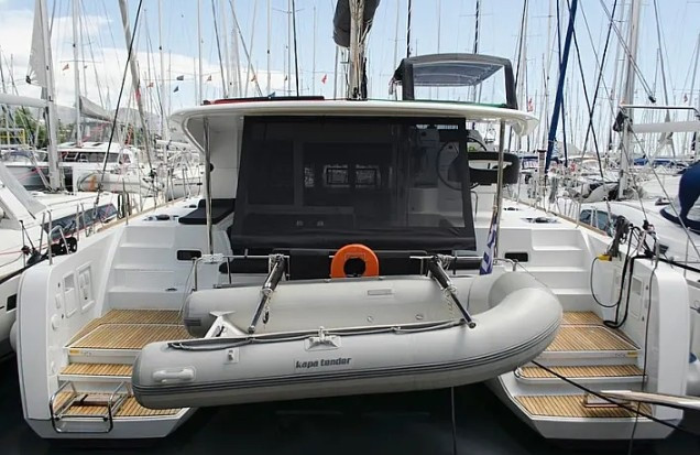 Yacht charter Préveza cheap Lagoon 40