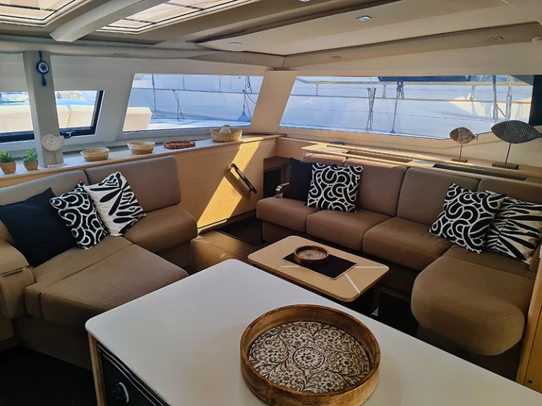 Rent a Fountaine Pajot Aura 51 Néa Péramos