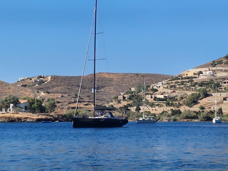 Sailboat rental in Lávrio - Bénéteau First 53