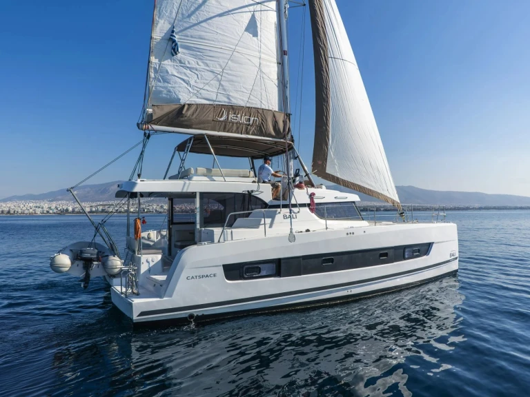Yacht charter Lefkáda cheap Bali Catspace Voile