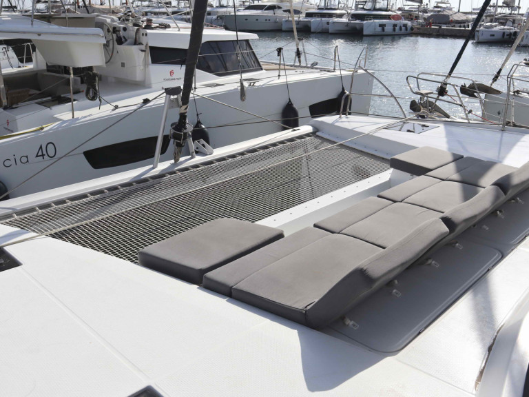 Catamaran rental in Néa Péramos - Fountaine Pajot Astrea 42
