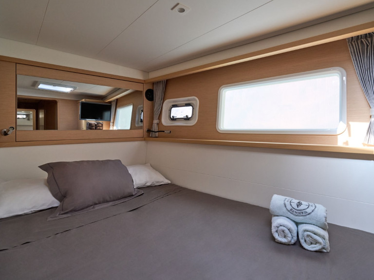 Rent a Lagoon Lagoon 42 Santorini (Island)