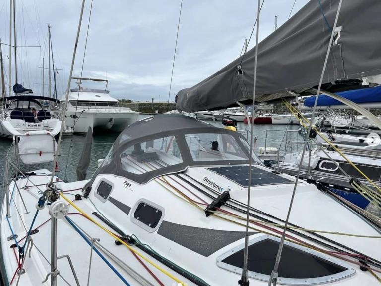 Sailboat rental with or without captain Pogo Structures Saint-Denis-d'Oléron