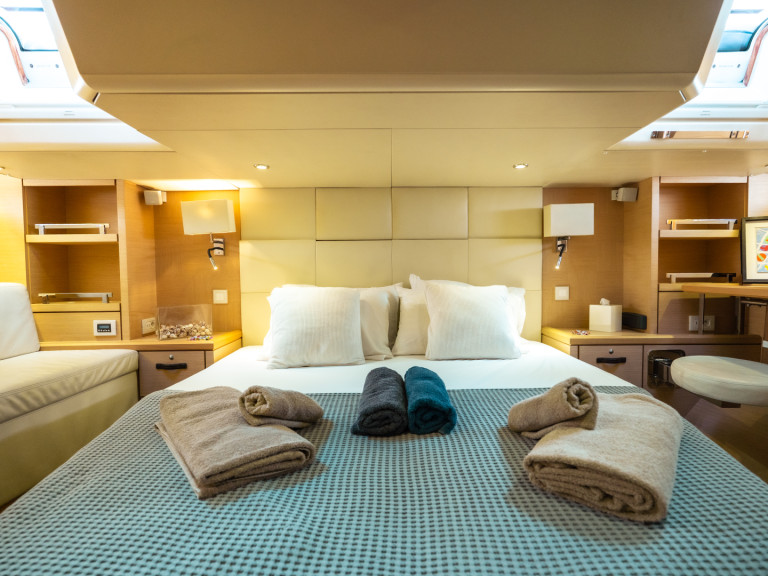 Yacht charter Lávrio cheap Jeanneau 64