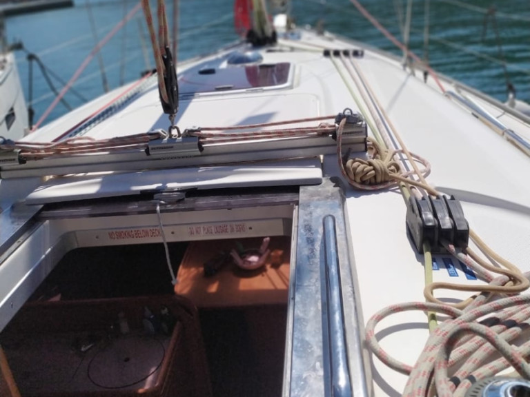 Bareboat Rental Sailboat Bavaria with a boat licence