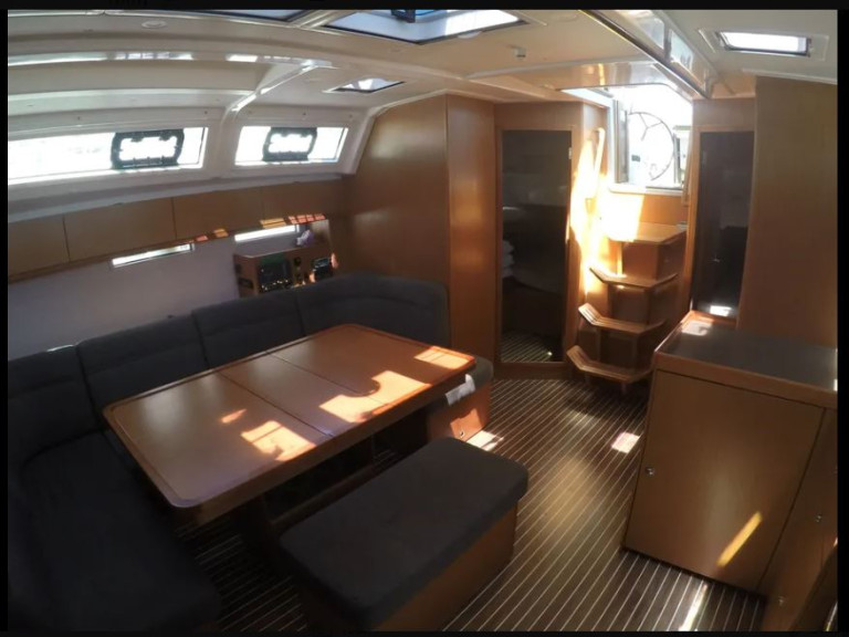 Bavaria Bavaria 46 charter bareboat or captained in  Lefkáda