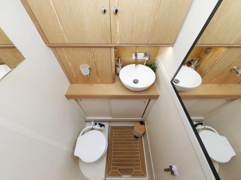 Rent a Hanse Hanse 575 Sukošan