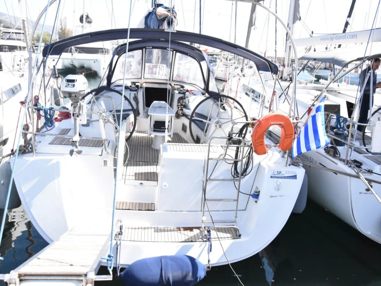 Sailboat rental in Volos - Bénéteau Beneteau Oceanis 46