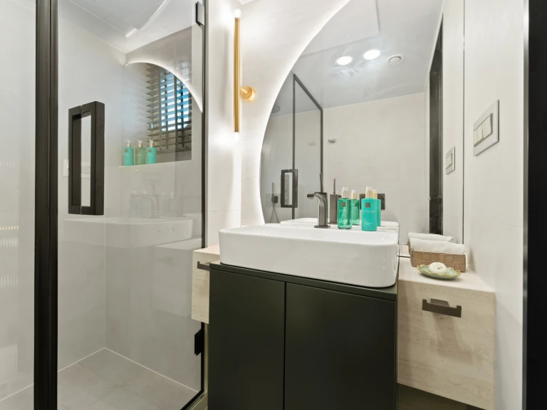 Luxury Yacht rental in Split -  Motoryacht Maxita