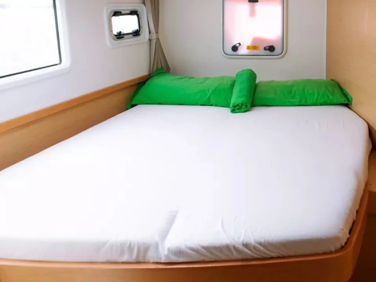 Bareboat Rental Catamaran Lagoon with a boat licence