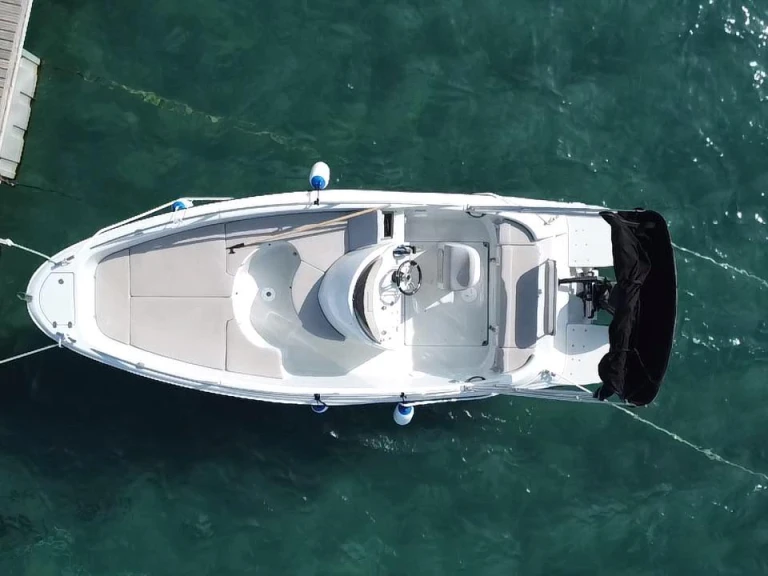 Rent a Clear aries Giardini-Naxos