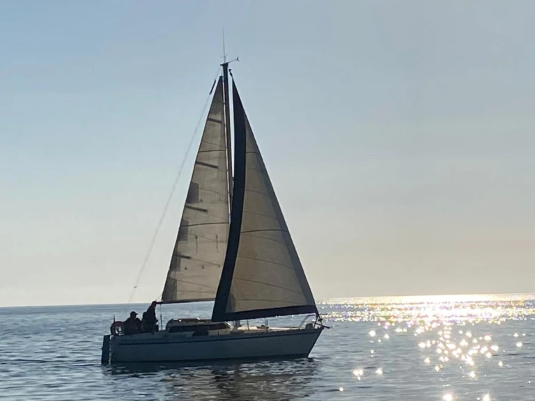 Sailboat rental in La Grande-Motte - Jeanneau Fantasia 27