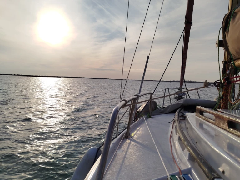 Sailboat rental in Port-Saint-Louis-du-Rhône - Edel Edel 4