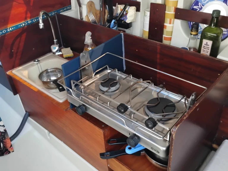 Sailboat rental in Toulon - Edel Edel 660