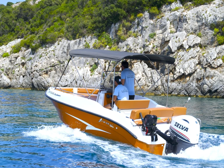 Motorboat rental with or without captain Nireus Psarou