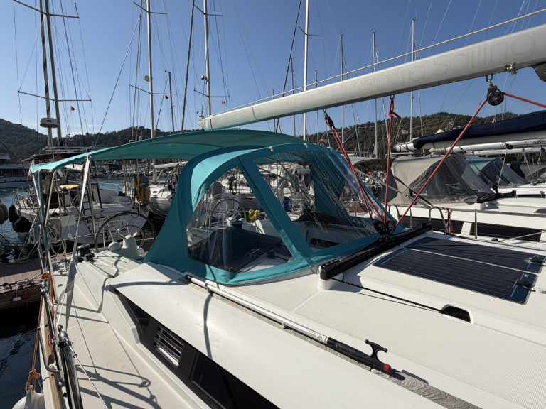 Sailboat rental in Fethiye - Jeanneau Sun Odyssey 439 Toya