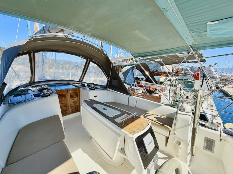 Sailboat rental in Fethiye - Bénéteau Beneteau Oceanis 40 Tigre