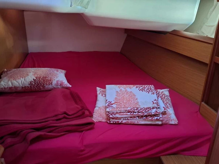 Sailboat rental in Sukošan - Jeanneau Sun Odyssey 45