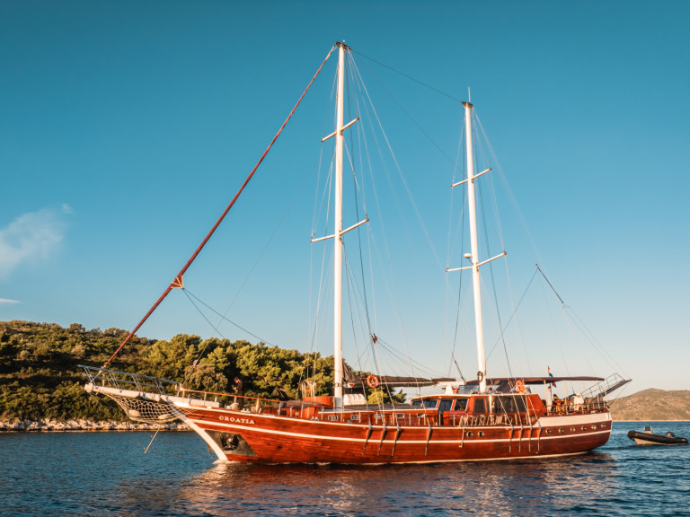 Yacht charter Split cheap Gulet Croatia