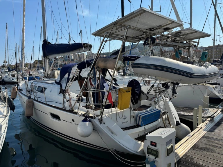 Sailboat rental in Ajaccio - SUN ODYSSEY 39 I SUN ODYSSEY 39 I