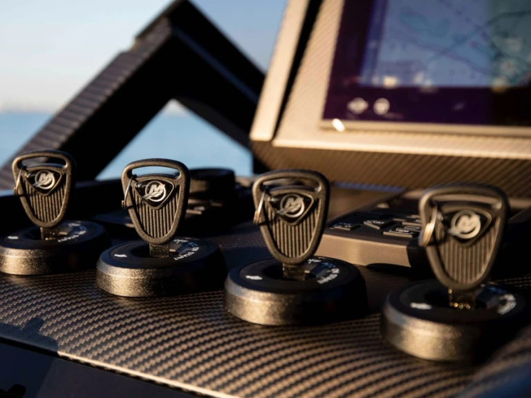 Rent a WALLY YACHTS tender Marina di Stabia