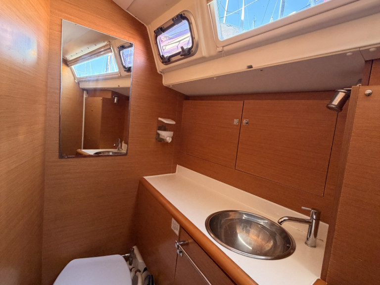 Rent a Jeanneau Sun Odyssey 439 Toya Fethiye