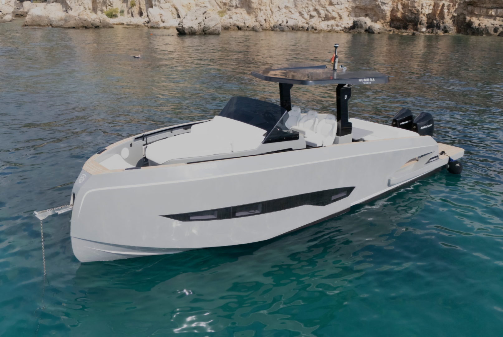 Rent a KUMBRA Kumbra 34 Mykonos Port