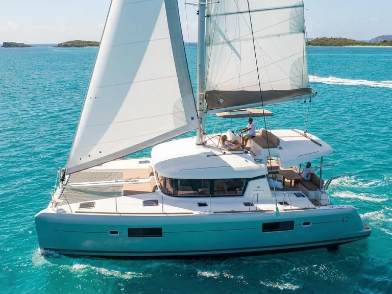 Catamaran rental with or without captain Lagoon Naxos Port