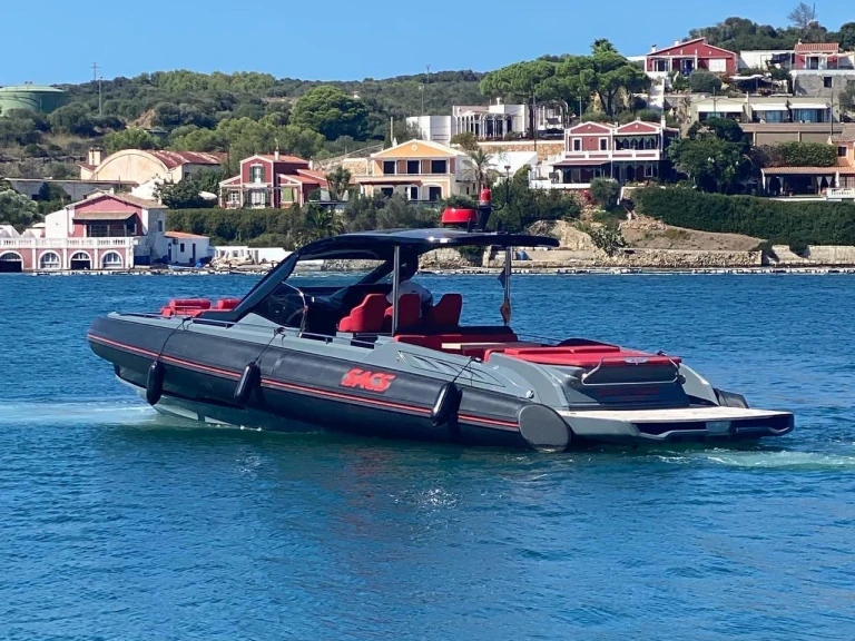 Sacs Rebel 47 Open in Beaulieu-sur-Mer on SamBoat