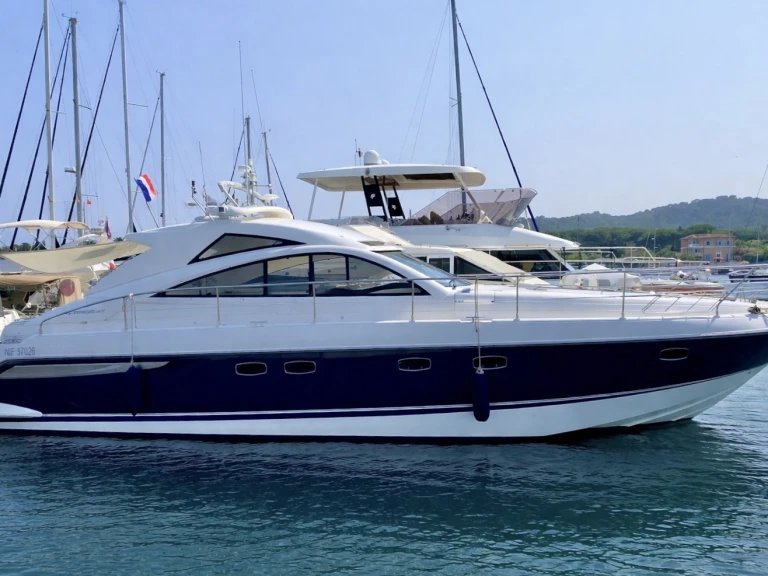 Luxury Yacht rental with or without captain Fairline Mandelieu-la-Napoule