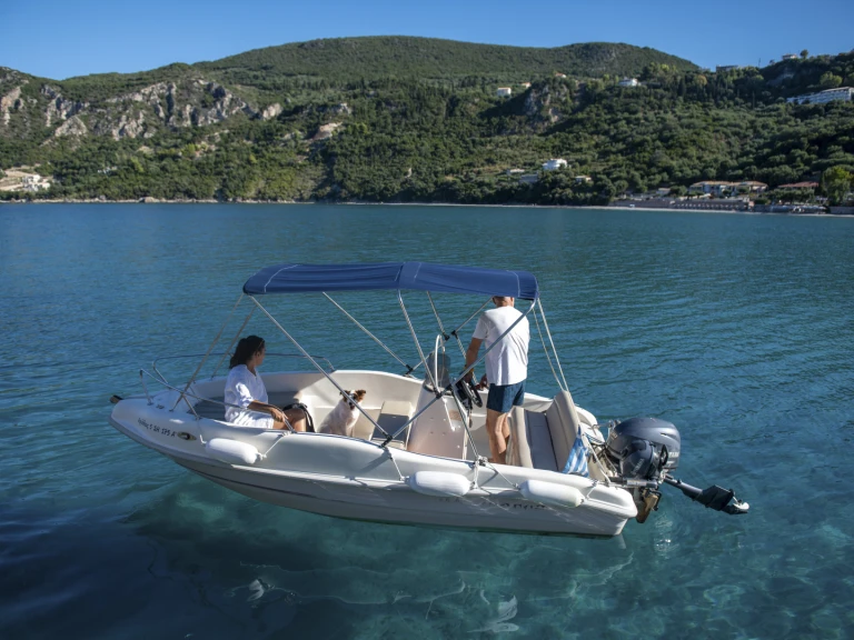 Nireus Nireus 465 in Aríllas on SamBoat