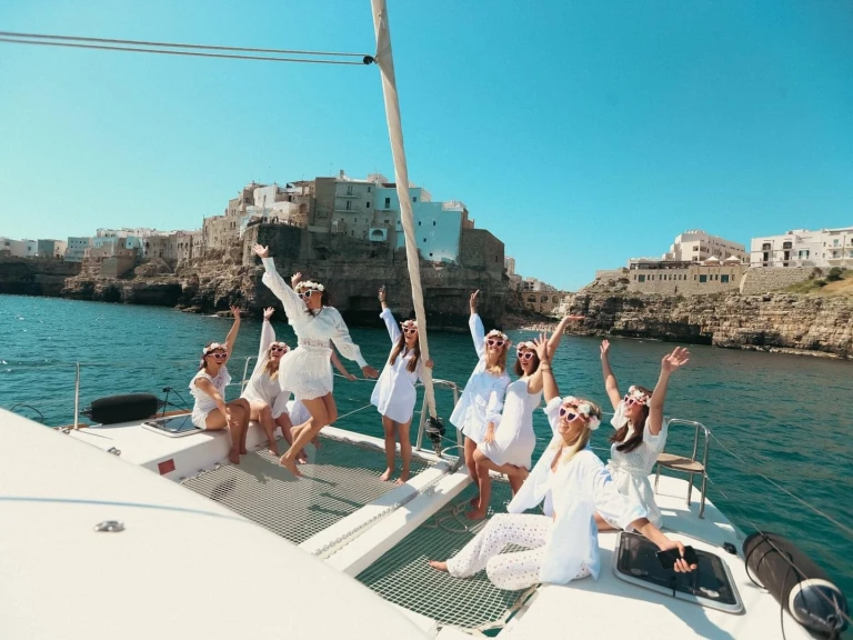 Bareboat Rental Catamaran Lagoon with a boat licence