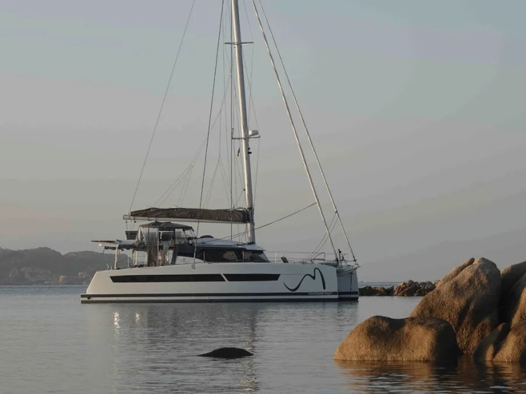 Yacht charter Cogolin cheap Elba 45
