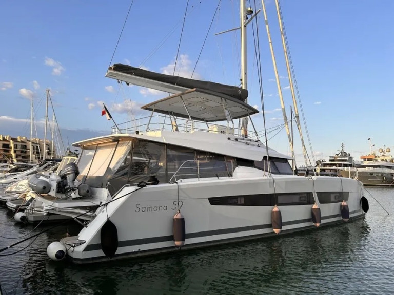 Boat rental Fountaine Pajot Samana 59 in Cogolin on Samboat
