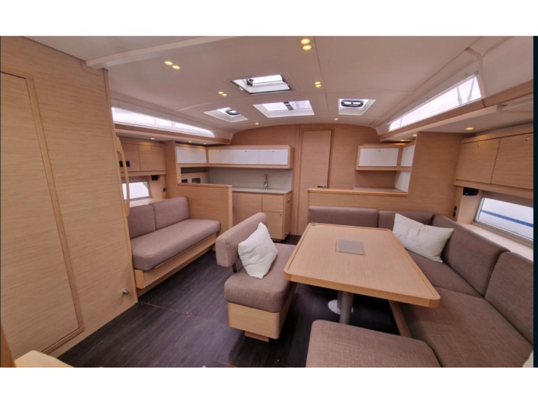 Rent a Dufour Dufour 470 Port Grimaud