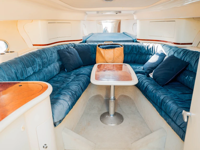 Yacht charter Como (City) cheap Aquamarina 31