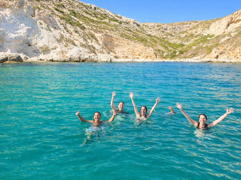 Yacht charter Cagliari cheap Libeccio 9.5